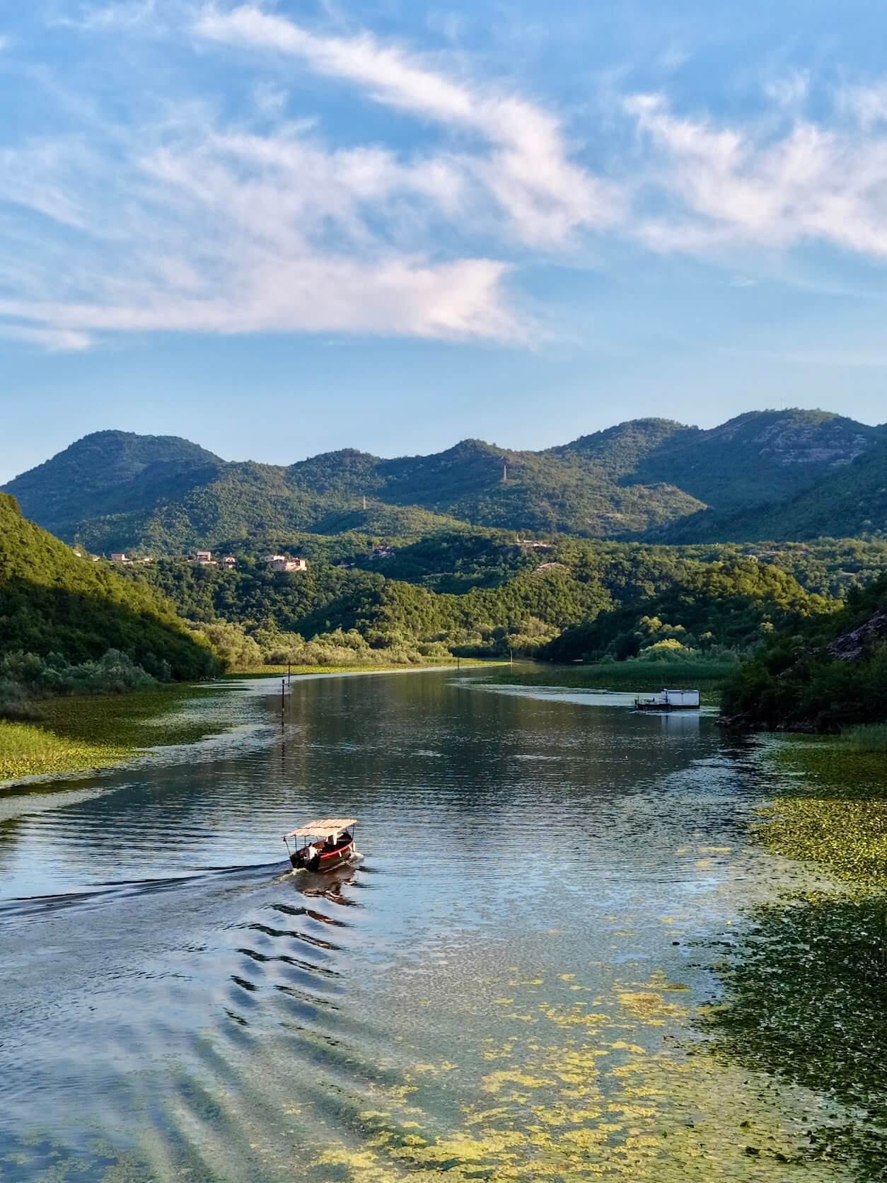 Jezioro Szkoderskie z lotu ptaka, Czarnogóra